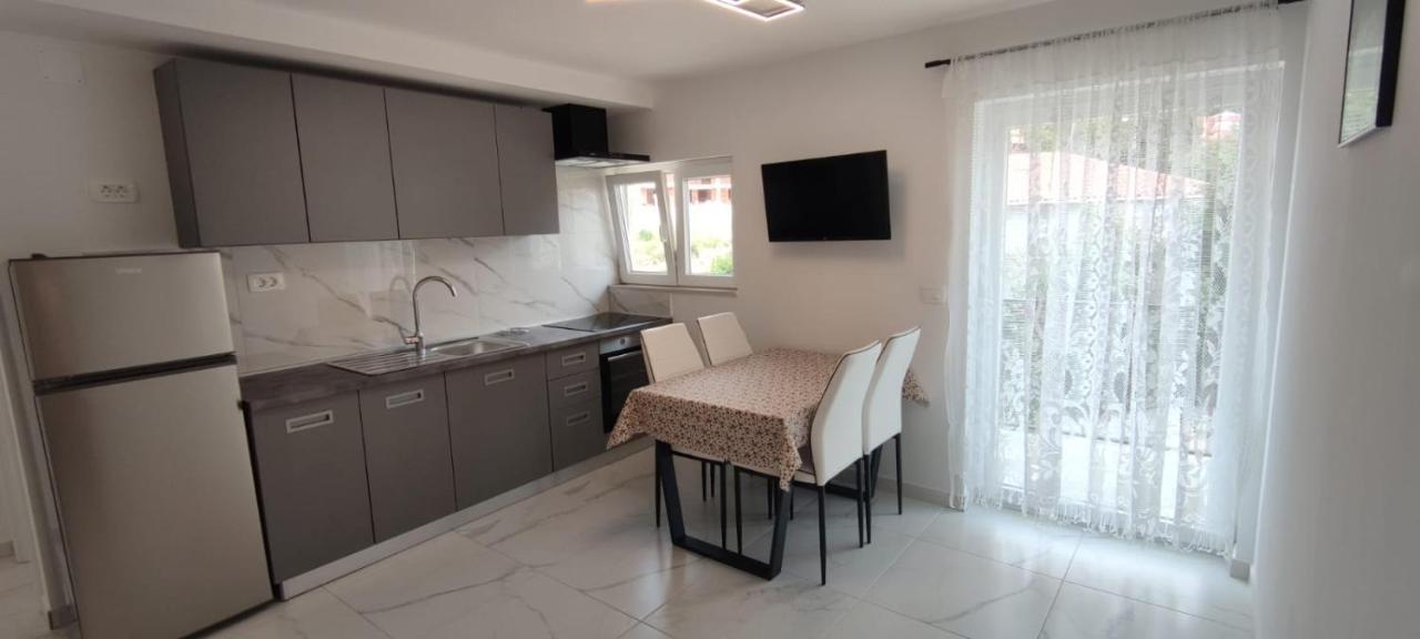 Apartments Inbox Kostrena Exterior foto